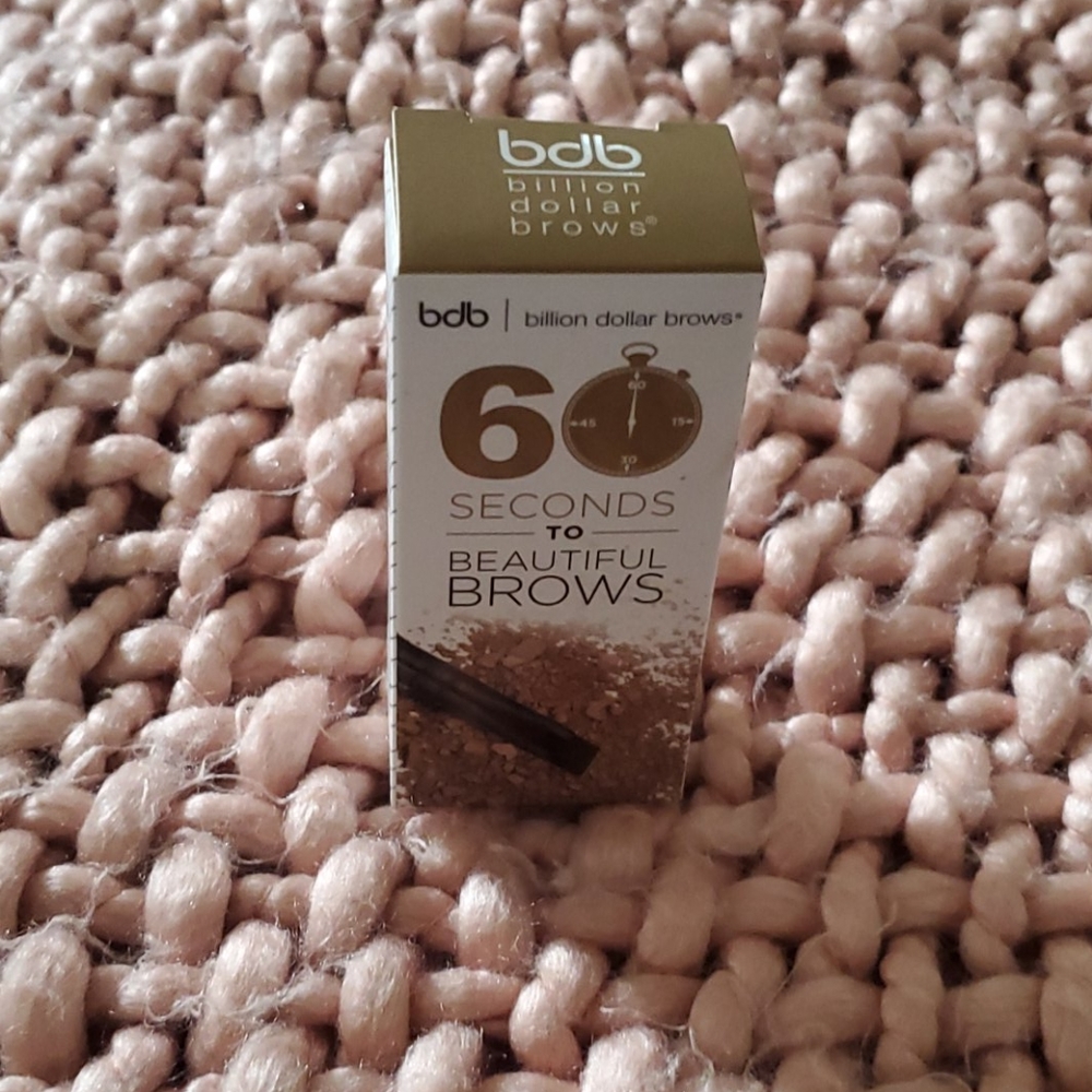Brow powder